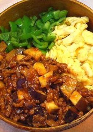 なんちゃってイタリアン三色丼-レシピのメイン写真
