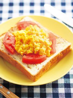 クイックオムレツとトマトのオープンサンド-レシピのメイン写真