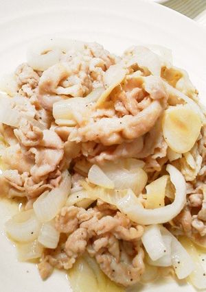 簡単☆豚肉と玉葱のにんにく塩炒め-レシピのメイン写真