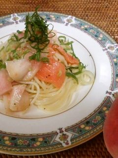 桃とサーモンの冷製パスタ♪-レシピのメイン写真