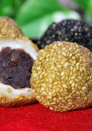 白玉粉で簡単♪　おいし～ぃごま団子-レシピのメイン写真