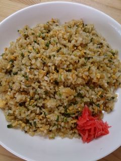 ネギの青い部分♪&卵だけ♪炒飯(^^)-レシピのメイン写真