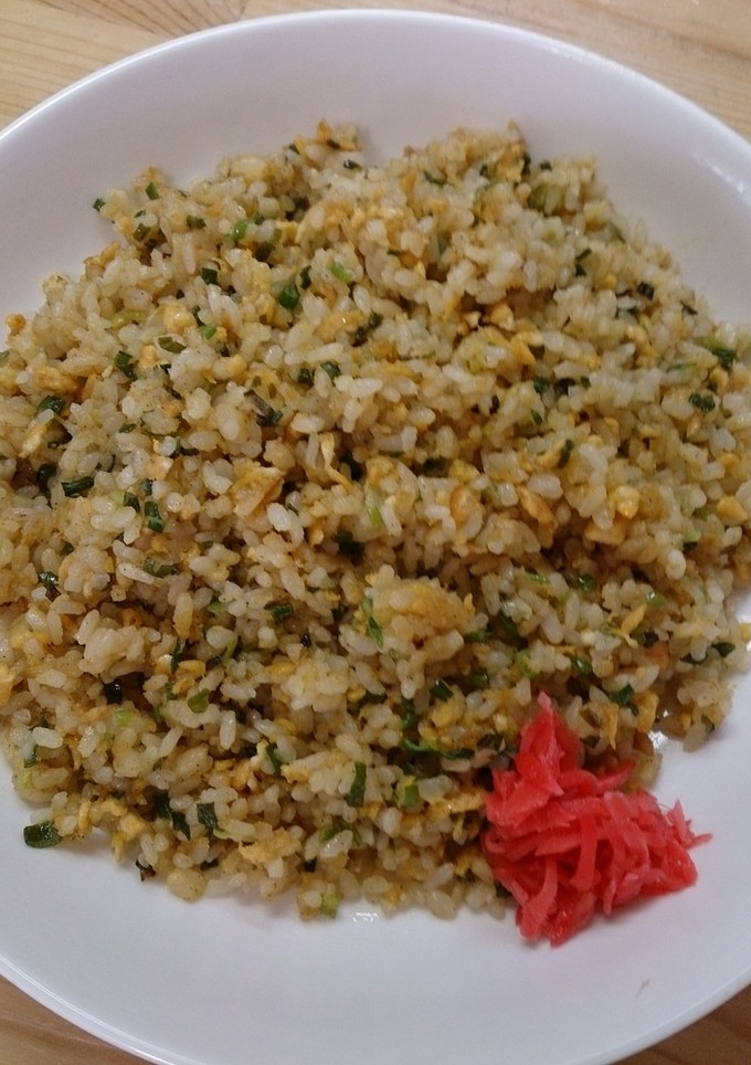 ネギの青い部分♪＆卵だけ♪炒飯(^^)-レシピのメイン写真