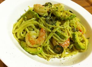 エビとアボカドの冷製バジルクリームパスタ-レシピのメイン写真