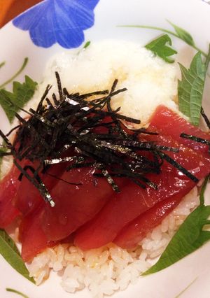 漬け時間無し！卵黄漬けのマグロ山かけ丼-レシピのメイン写真