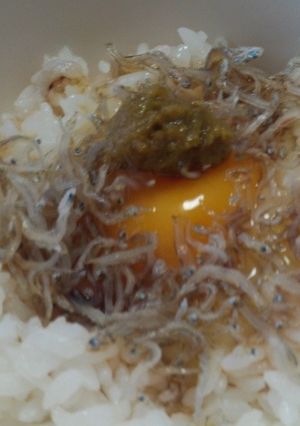 ちょっと辛めの卵かけご飯☆-レシピのメイン写真