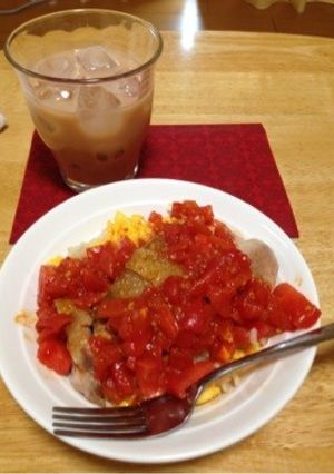トマトソースがけパリパリチキン丼-レシピのメイン写真