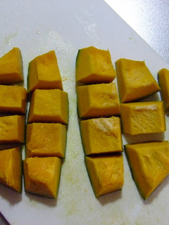 煮物の用のかぼちゃの切り方(^−^)☆-レシピのメイン写真