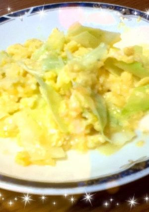 とろけるキャベチーズスクランブルエッグ-レシピのメイン写真