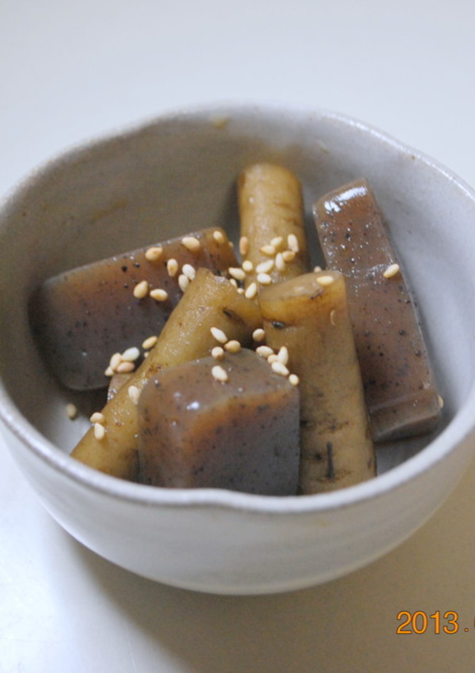 シンプル♪　牛蒡と蒟蒻の煮物-レシピのメイン写真