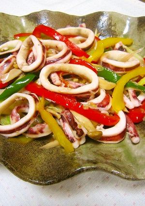 イカとカラフル野菜♥の中華風炒め物-レシピのメイン写真