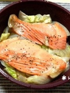 シリコンスチーマー鮭の野菜蒸し(麺つゆ)-レシピのメイン写真