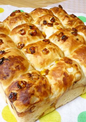 焼きトウモロコシ風パン-レシピのメイン写真