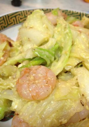 味覇で海老とキャベツの卵炒め-レシピのメイン写真