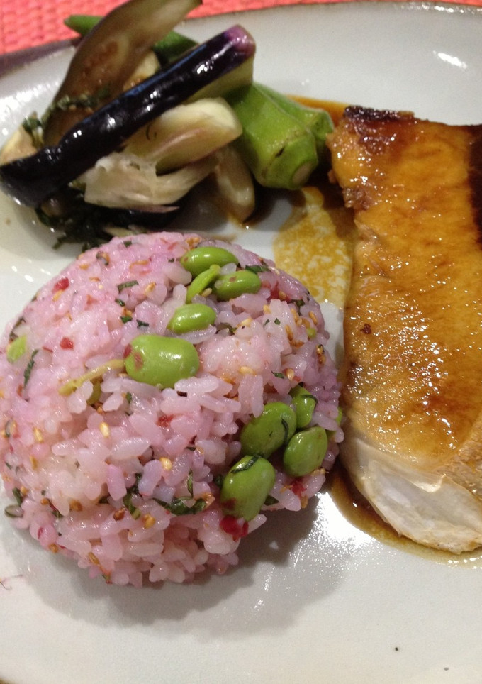 枝豆と梅の混ぜ御飯-レシピのメイン写真