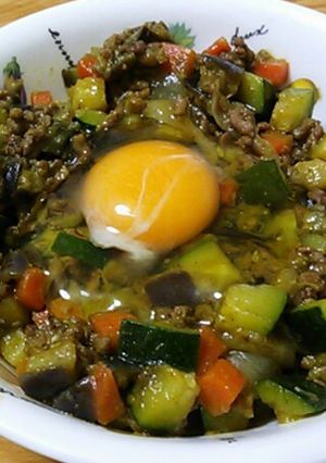 夏野菜でドライカレー-レシピのメイン写真
