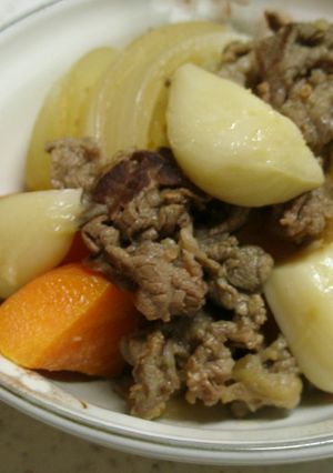大蒜ごろりスタミナ肉じゃが☆焼肉のタレで-レシピのメイン写真