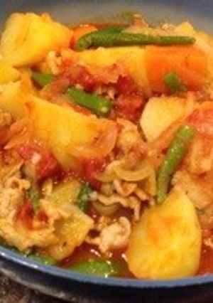 ホールトマトでお手軽！洋風肉じゃが-レシピのメイン写真