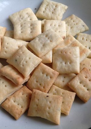 クリームチーズde簡単クラッカー♪-レシピのメイン写真