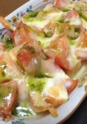 トマトとチーズのバジルソースがけ-レシピのメイン写真