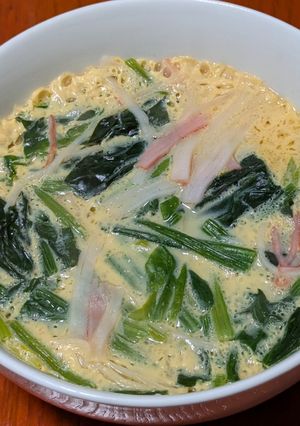 【レンジ料理】鶏とほうれん草の茶碗蒸し-レシピのメイン写真