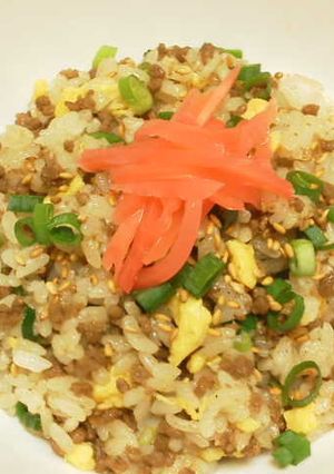 金ごまで味そぼろご飯-レシピのメイン写真