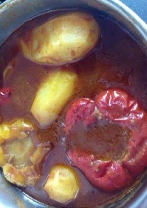 パプリカの肉詰め煮込み-レシピのメイン写真