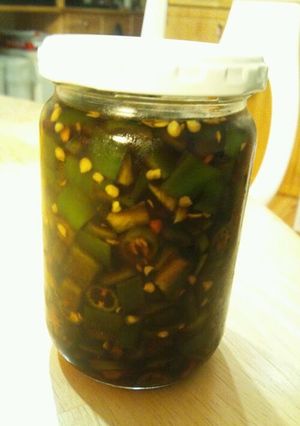 ご飯のお供に♪ハマる辛さ青唐辛子醤油漬け-レシピのメイン写真