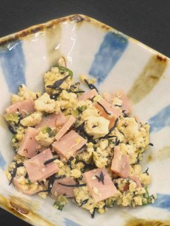 ハムとひじきの炒り豆腐-レシピのメイン写真