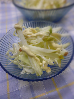 キャベツとリンゴのサラダ-レシピのメイン写真