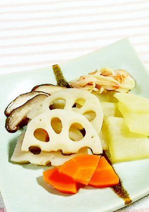 蓮根・大根とカニかまぼこのサッと煮♪-レシピのメイン写真