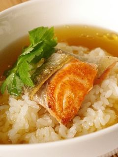 夜食にぴったり♪香ばし鮭茶漬け-レシピのメイン写真