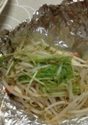 らくらくサケ(サーモン)のホイル焼き-レシピのメイン写真