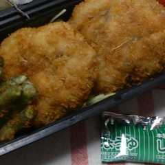 A picture of 豚小間肉のトンカツ弁当.