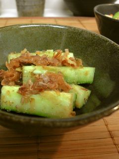 *たたき胡瓜の梅かつお和え*-レシピのメイン写真