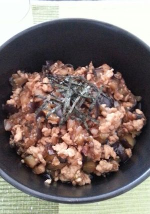 鶏そぼろ丼♪-レシピのメイン写真