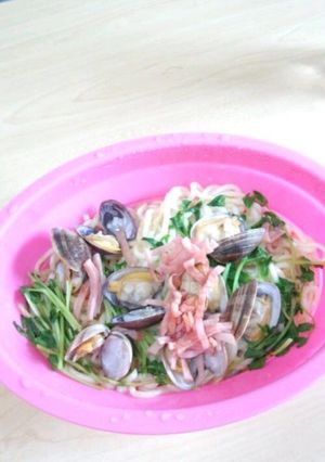 ｼﾘｺﾝｽﾁｰﾏｰで！あさり、豆苗うどん-レシピのメイン写真