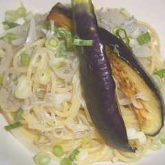 รูปของ シンプル☆じゃこパスタ