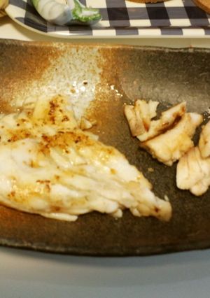 鯛(たい)のアラのガーリックソテー-レシピのメイン写真