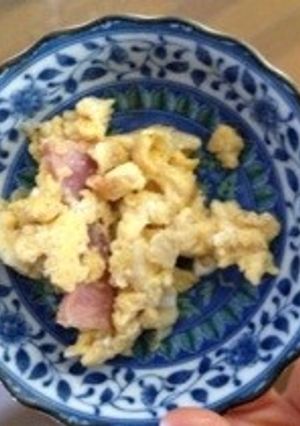 ハムとキャベツ入りスクランブルエッグ-レシピのメイン写真