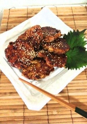 鶏挽肉ｄｅ照焼きごぼうバーグ-レシピのメイン写真