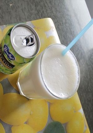 絹ごし豆腐とジュースで豆乳ドリンク-レシピのメイン写真