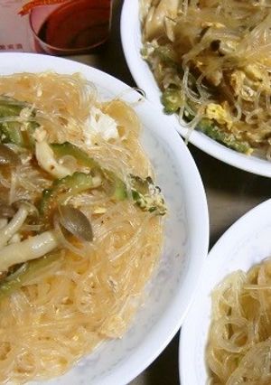 食べるラー油で、ゴーヤと春雨の炒め煮-レシピのメイン写真