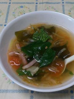サラダ野菜の残りを使って作る簡単スープ!-レシピのメイン写真
