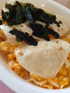 簡単!卵とお豆腐の丼-レシピのメイン写真
