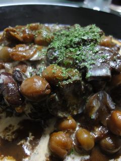 華のある鶏の赤ワイン煮込み-レシピのメイン写真