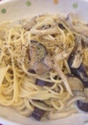 キノコと茄子のヘルシークリームパスタ-レシピのメイン写真