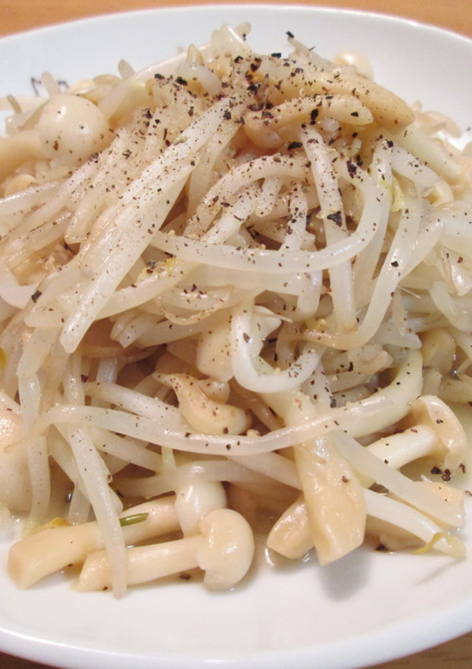 もやしとぶなぴーの炒め物-レシピのメイン写真