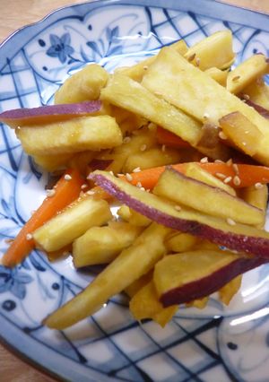 無加水鍋で・さつまいもと人参のゴマ味炒め-レシピのメイン写真