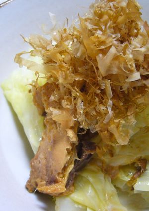 簡単！キャベツとさば味噌煮缶レンジ蒸し-レシピのメイン写真
